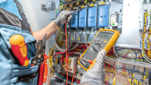 Best Licensed Electrician  in Emerald Bay, TX
